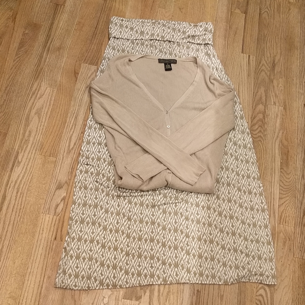 Max Studio Maxi skirt